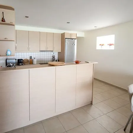 Corinthian Gulf Beachfront Lux Flat * Melíssion
